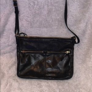 margot black leather crossbody zip bag